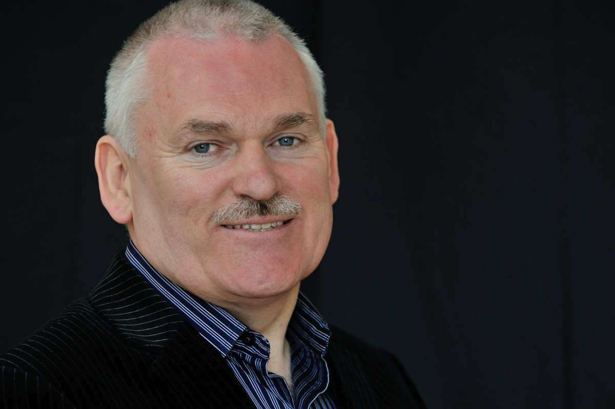 Vivian Uíbh Eachach