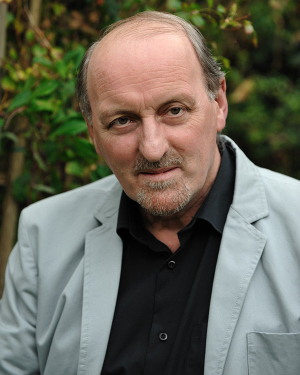 Oscail an phortráid